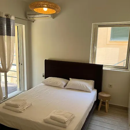 Tatil Evi Daphne Corfu Glifada