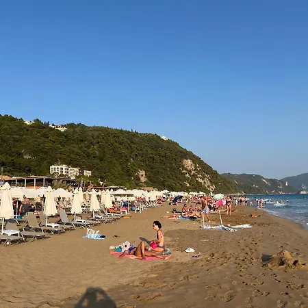 Daphne Corfu בית נופש *